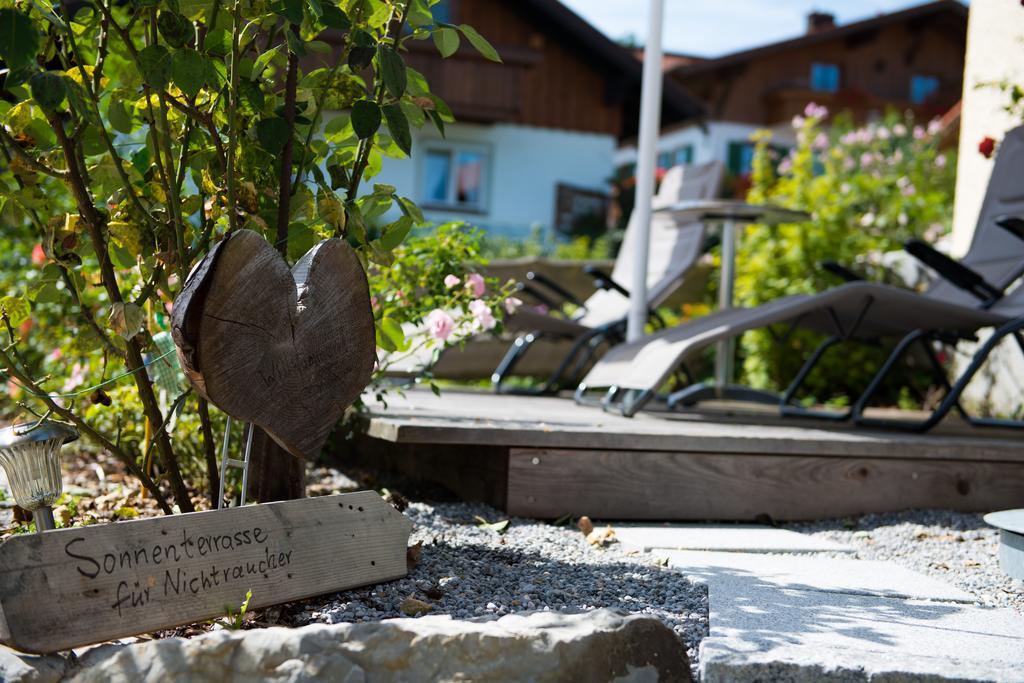 Hotel Gasthof Rose Oy-Mittelberg Exterior foto